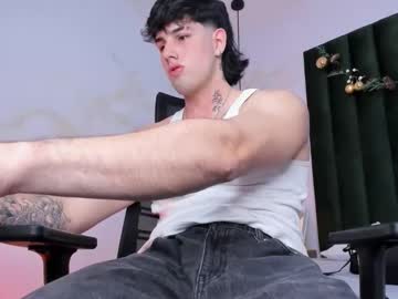 Live cam boy Ian_valverde, 19 yrs – Hot Male Cams