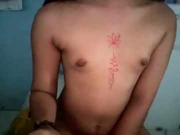 Live cam boy Ill_moan_foryouxx, 25 yrs – Hot Male Cams