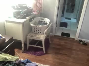 Ilustlucy • milf • 0y • Kentucky, United States • public