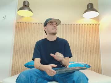 Im_bull • bigcock21y • LATINOAMERICA • public