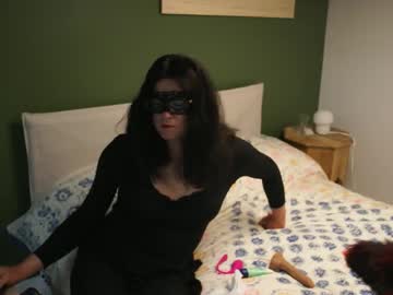 Ingridwantscock • cocksucker • 41y • oblivion • public