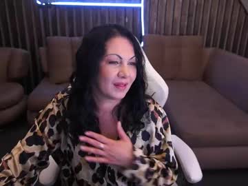 Live Milf Irismoonn – Hot Milf Cams