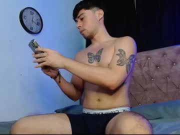 Live cam boy Ithan_salvatore, 22 yrs – Hot Male Cams