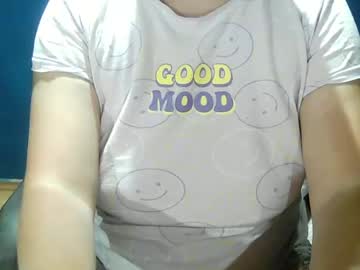 Itsfoxxy • milf • 25y • with you xx • public