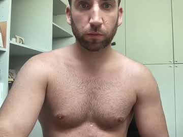 Live cam boy Izylduur, 34 yrs – Hot Male Cams