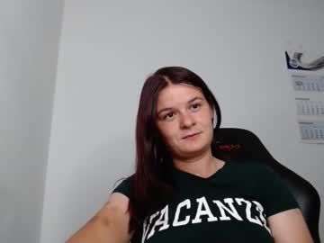 Izzyflame18 • new • 19y • Europe • public