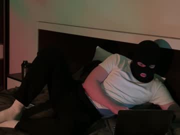 J Lyle X • new • 23y • Europe • public