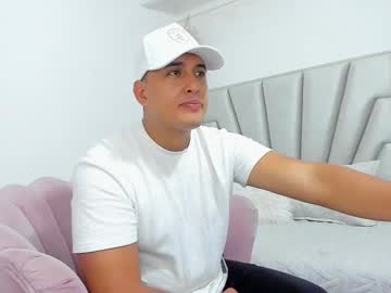 Live cam boy Jacob23_ – Hot Male Cams