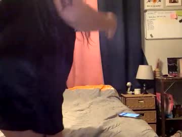 Jadejaden1998 • pregnant • 27y • Tennessee, United States • public