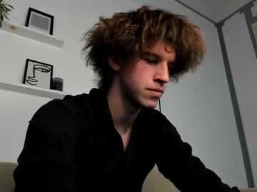 James Andersonn • new • 20y • Chaturbateland • public