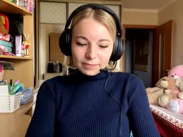 Jaynafriess • natural • 18y • Bulgaria • public