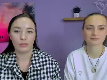 Jenna_elayne • brunette • Dream • public