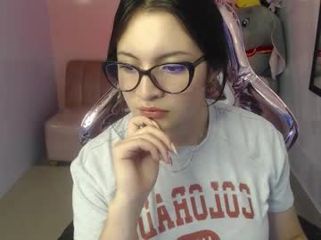 Jennifer Ch • latina • 19y • Colombia ?? • public