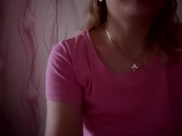 Jeslynomert • cute • 25y • Poland • public