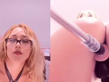 Jessie  Hot • fuckmachine • 0y • Antioquia, Colombia • public