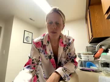 Jessimayi • blonde • 29y • Unites States • public