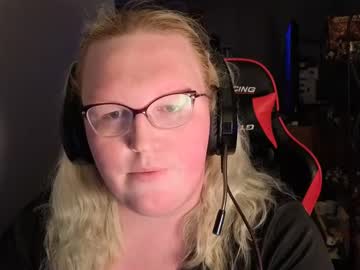 Jestar625 • bustygoth • 26y • Iowa, United States • public