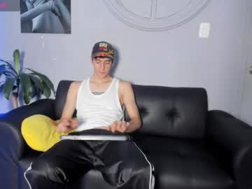 Jhon Snow   • bigcock • 25y • In your mind • public