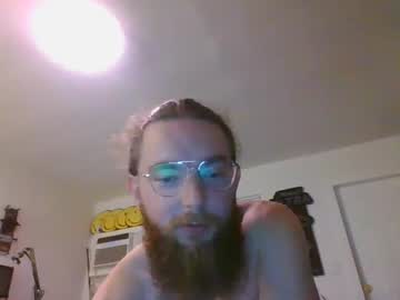 Joey2snowy759685 • bigcock • 27y • United States • public