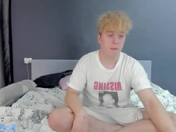 Live cam boy Johnny_big_cucumber, 22 yrs – Hot Male Cams