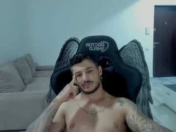 Live cam boy Jonnyporn1, 25 yrs – Hot Male Cams