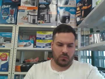 Juankam9230 • work • 32y • Madrid, Spain • public