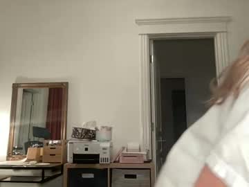 Live webcam: Juliettetoken, 26 yrs - Female Sex Cams