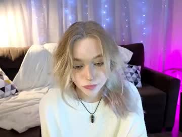 just_mia_ - Free Live Cam Model Online