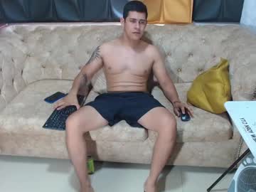 justin_21cm - Live Cam Model Online on Ted's Cam Directory