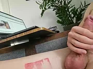 Live cam boy Kaandilu99, 32 yrs – Hot Male Cams