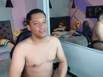 Live cam boy Kai_santos_, 30 yrs – Hot Male Cams