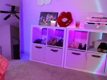 Kandybb3 • petitegirl • United States • public