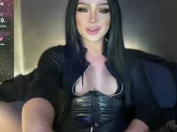 Kardeyfynes • mistress • 30y • USA • public