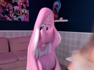 Live cam boy Karina_broks, 19 yrs – Hot Male Cams