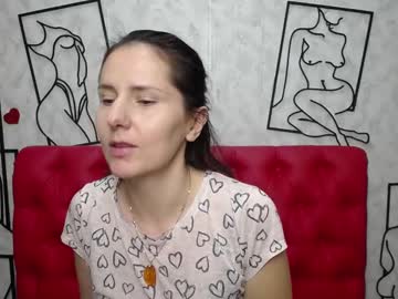 Live Milf Karinaswann, 35 yrs – Hot Milf Cams