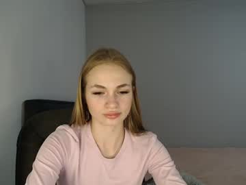 karinchik544 - Live Cam Model Online on Ted's Cam Directory