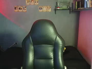 Kariozzz • muscle • 19y • in your wet dreams • public