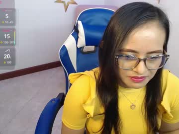 Karla Al1 • young • 28y • Colombia • public