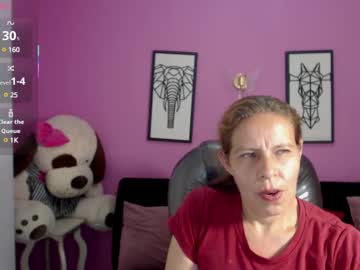 Karlye Hot • bigboobs • 45y • MEDELLIN COLOMBIA • public