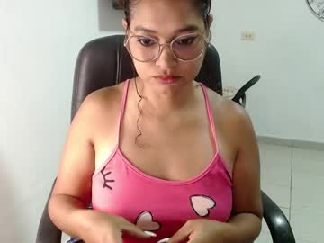 Kataleya Skovar • latina • 24y • venezuela • public