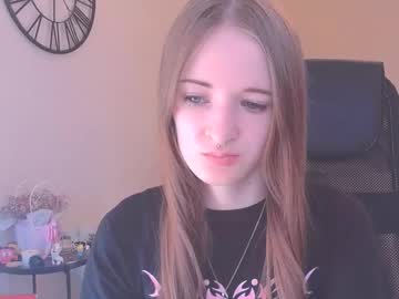 Katekayer • cute • 21y • princess castle • public