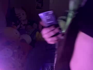 Katfromsaturn live cam profile photo — emo — age 0 — Saturn (duh)