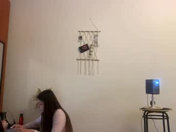 Kathrynavelino • 18 • 18y • ? Right here, closer than you think • public