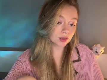 Kaya Way • blonde • 26y • Riga,Latvia • public