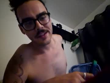 Kbatts00 • dadbod • United States • public