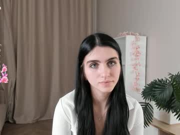 Keeshastidstone • 18 • 18y • Austria, Vienna • public