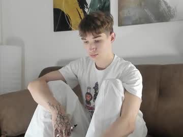 Live cam boy Keithcozart1337, 18 yrs – Hot Male Cams