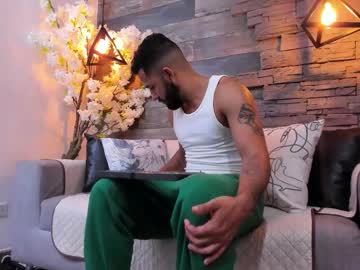 Live cam boy Keithlawrence_ – Hot Male Cams