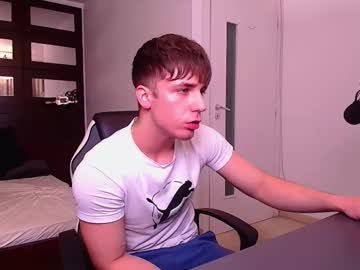 Live cam boy Kellenwest, 18 yrs – Hot Male Cams