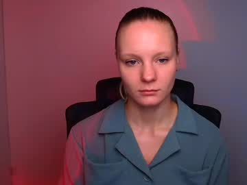 Kelly Lly • teen • 18y • Portugal, Funchal • public